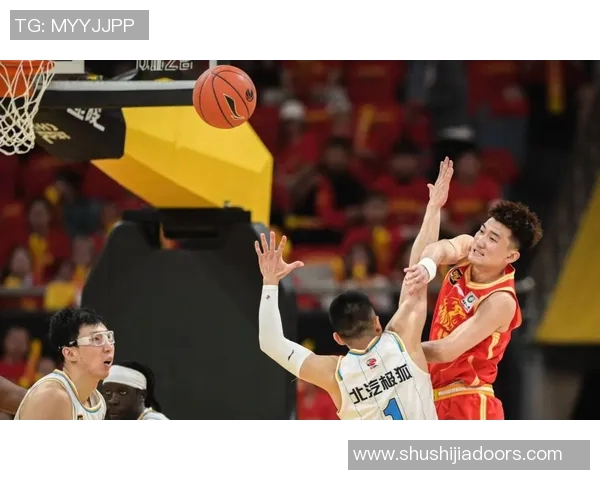 天津男篮与北控男篮激战正酣谁能在这场对决中笑到最后 天津男篮与北控男篮激战正酣谁能在这场对决中笑到最后