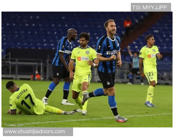 斯特罗姆与维的精彩对决揭示了足球战术的深度与魅力