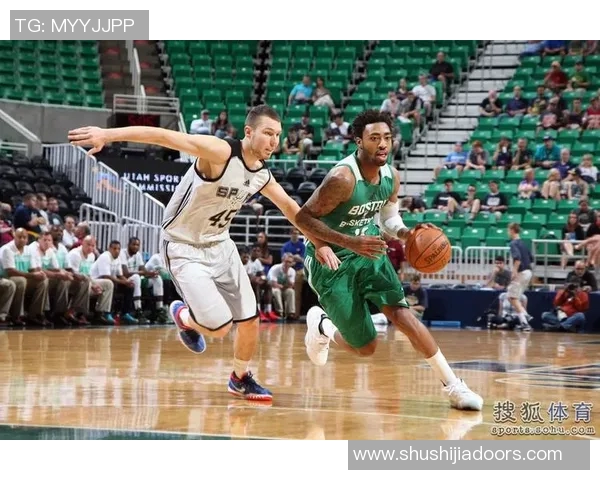 马刺与热火激战正酣央视网全程直播精彩瞬间回顾